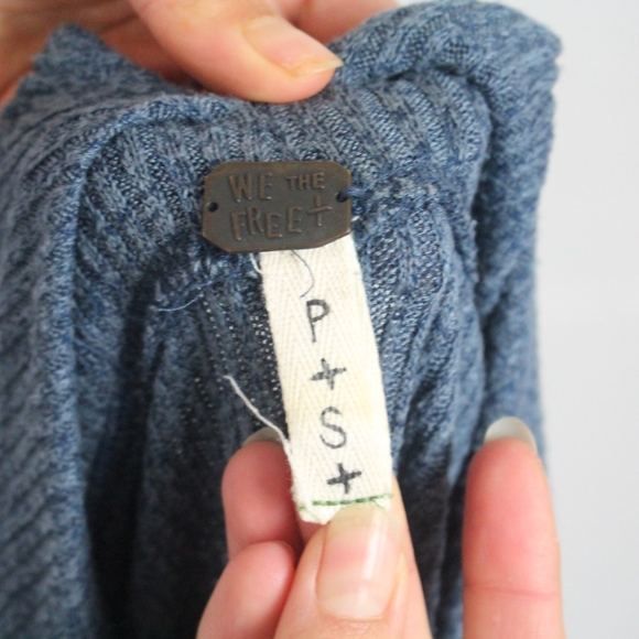 Free People mockneck sweater - Picture 2 of 4